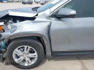 2024 GMC Terrain SLE z VIN 3GKALMEG7RL263549, wystawiony jako IAAI lot #42055302 z przebiegiem 8 023 mil mil oraz . Historia ofert i sprzedaży dostępna na DreamBid. Obrazek 18.