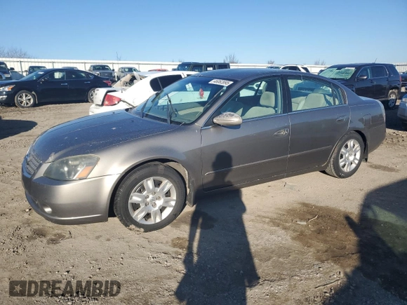 2005 Nissan Altima 2.5 S with VIN 1N4AL11D05N414561, listed as a Copart auction lot 46063995 with 182,276 mi miles and Salvage Title. Bid and sale history available at carsss.com. Image 1.