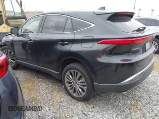 2021 Toyota Venza LE with VIN JTEAAAAH7MJ060526, listed as a IAAI auction lot 42084173 with 39,013 mi miles and . Bid and sale history available at DreamBid. Image 3.