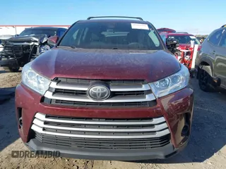 2018 Toyota Highlander LE z VIN 5TDZARFH2JS040424, wystawiony jako IAAI lot #41153516 z przebiegiem 112 246 mil mil oraz . Historia ofert i sprzedaży dostępna na DreamBid. Obrazek 12.