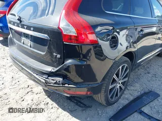 2016 Volvo XC60 T5 Drive-E Premier с VIN YV440MDK1G2853880, выставлен на аукционе IAAI как лот 41897901 с пробегом 125 418 миль миль и . История ставок и продаж доступна на DreamBid. Изображение 6.