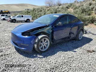 2023 Tesla Model Y Long Range with VIN 7SAYGDEE3PA106609, listed as a Copart auction lot 53839315 with 24,077 mi miles and Salvage Title. Bid and sale history available at DreamBid. Image 1.