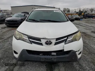2015 Toyota RAV4 LE with VIN 2T3BFREVXFW265996, listed as a Copart auction lot 50525105 with 318,953 mi miles and Clean Title. Bid and sale history available at carsss.com. Image 5.