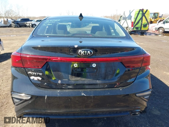 2021 Kia Forte FE with VIN 3KPF24AD1ME326593, listed as a IAAI auction lot 41816413 with 40,938 mi miles and . Bid and sale history available at carsss.com. Image 16.