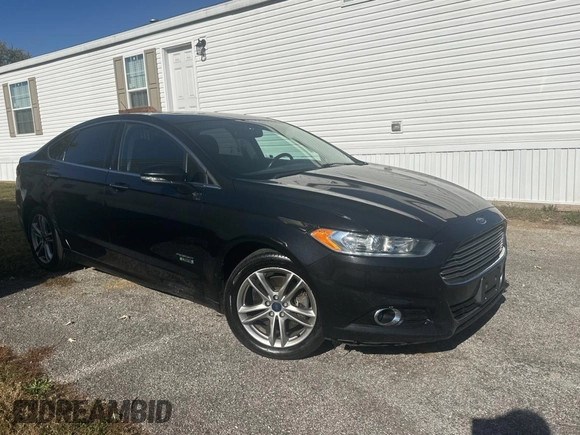 2015 Ford Fusion Energi Titanium with VIN 3FA6P0SU8FR284661, listed as a Copart auction lot 78322934 with 151,859 mi miles and Clean Title. Bid and sale history available at carsss.com. Image 1.