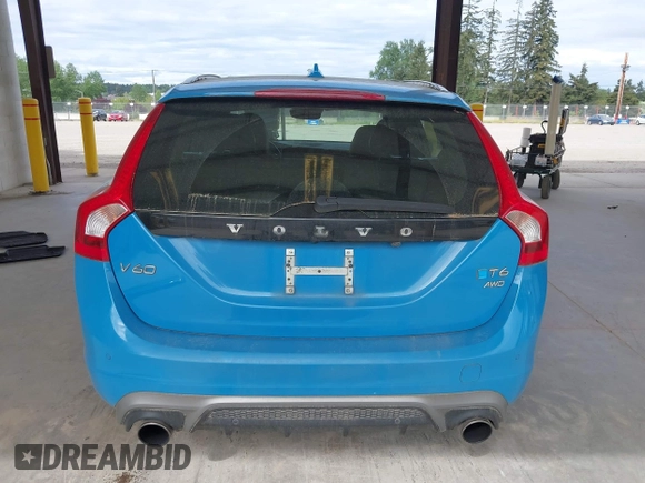 2015 Volvo V60 z VIN YV1902SS5F1222807, wystawiony jako IAAI lot #42202936 z przebiegiem 89 525 mil mil oraz . Historia ofert i sprzedaży dostępna na DreamBid. Obrazek 17.