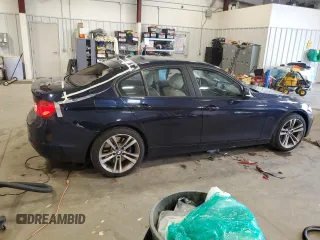 2015 BMW 3 Series 328i xDrive z VIN WBA3B5G5XFNS16548, wystawiony jako Copart lot #54682705 z przebiegiem 137 850 mil mil oraz Czysty tytuł • Clean title. Historia ofert i sprzedaży dostępna na DreamBid. Obrazek 3.