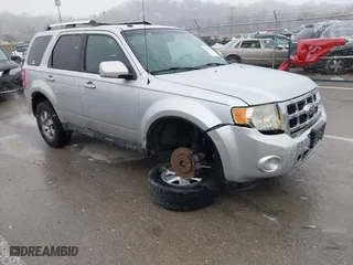 2010 Ford Escape Limited with VIN 1FMCU9EG6AKA73015, listed as a IAAI auction lot 41731119 with 205,846 mi miles. Bid and sale history available at carsss.com. Image 1.