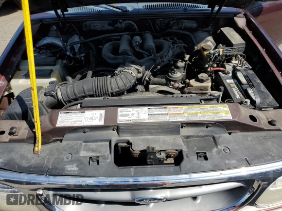 1999 Ford Explorer XLT with VIN 1FMZU34E3XUB50850, listed as a Copart auction lot 52257815 with 162,360 mi miles and Salvage title. Bid and sale history available at DreamBid. Image 12.