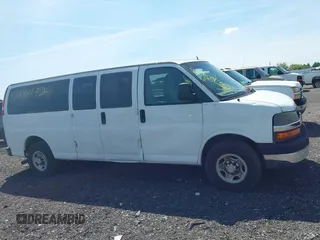 2014 Chevrolet Express Passenger LT с VIN 1GAZG1FG7E1116223, выставлен на аукционе IAAI как лот 42600132 с пробегом 297 913 миль миль и . История ставок и продаж доступна на DreamBid. Изображение 13.