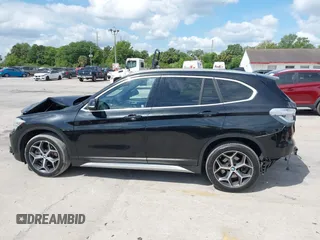 2019 BMW X1 sDrive28i with VIN WBXHU7C56K5L10962, listed as a IAAI auction lot 41904580 with 37,213 mi miles. Bid and sale history available at carsss.com. Image 15.