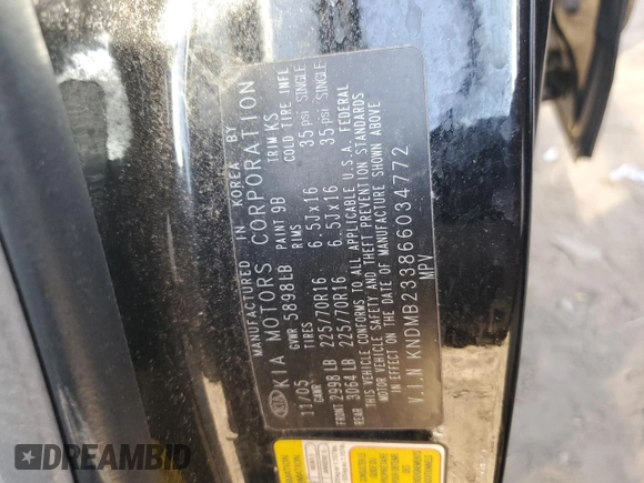 2006 Kia Sedona LX with VIN KNDMB233866034772, listed as a Copart auction lot 73406014 with 154,899 mi miles and Salvage Title. Bid and sale history available at carsss.com. Image 15.