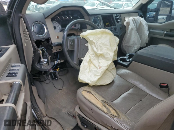 2008 Ford F-350 XL z VIN 1FTWW31518EA06389, wystawiony jako Copart lot #44060945 z przebiegiem Nie podano mil oraz Nie do naprawy • Non repairable. Historia ofert i sprzedaży dostępna na DreamBid. Obrazek 8.