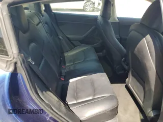 2022 Tesla Model 3 with VIN 5YJ3E1EA1NF370825, listed as a Copart auction lot 51017325 with 95,978 mi miles and Salvage Title. Bid and sale history available at carsss.com. Image 10.