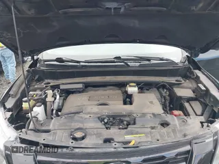 2018 Nissan Pathfinder SL with VIN 5N1DR2MM2JC642120, listed as a IAAI auction lot 41806544 with 68,279 mi miles. Bid and sale history available at carsss.com. Image 10.