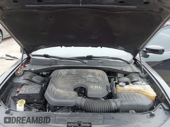 2019 Dodge Charger SXT with VIN 2C3CDXBG2KH745100, listed as a IAAI auction lot 41783611 with 81,805 mi miles. Bid and sale history available at carsss.com. Image 10.