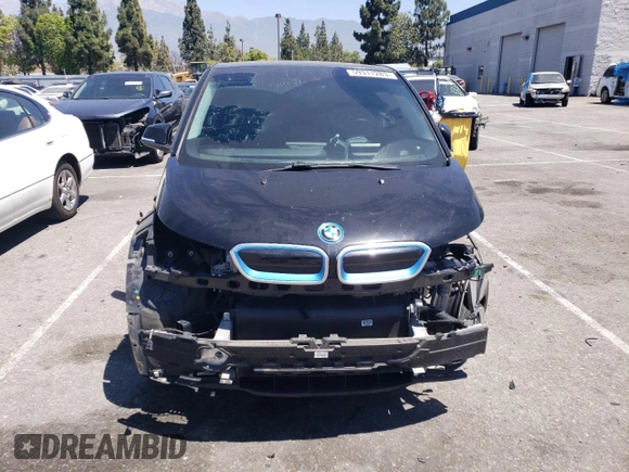 2018 BMW i3 with VIN WBY7Z4C52JVD96120, listed as a Copart auction lot 59311283 with 40,643 mi miles. Bid and sale history available at carsss.com. Image 5.