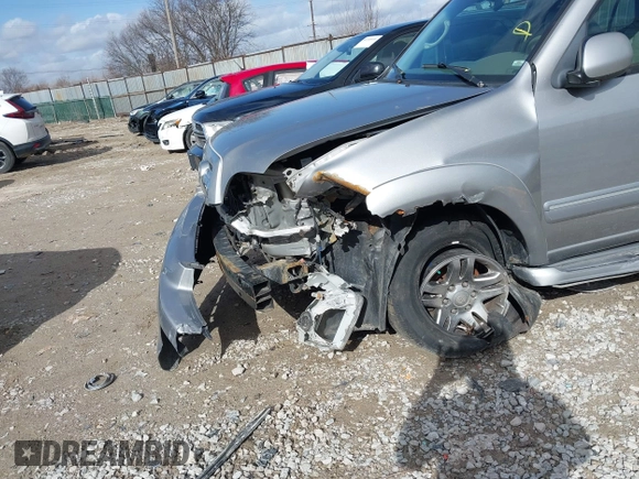 2005 Toyota Sequoia SR5 with VIN 5TDBT44A85S251105, listed as a IAAI auction lot 41728425 with 305,872 mi miles and . Bid and sale history available at DreamBid. Image 6.