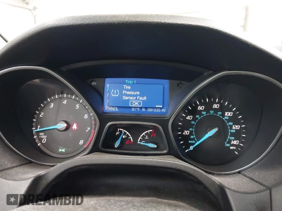 2013 Ford Focus SE z VIN 1FADP3F26DL232202, wystawiony jako IAAI lot #42713387 z przebiegiem 91 035 mil mil oraz . Historia ofert i sprzedaży dostępna na DreamBid. Obrazek 7.