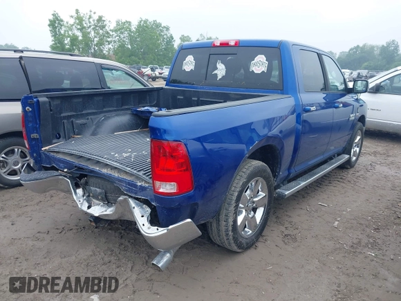 2015 Ram 1500 Big Horn z VIN 1C6RR7LT5FS758805, wystawiony jako IAAI lot #42445577 z przebiegiem 221 208 mil mil oraz . Historia ofert i sprzedaży dostępna na DreamBid. Obrazek 4.