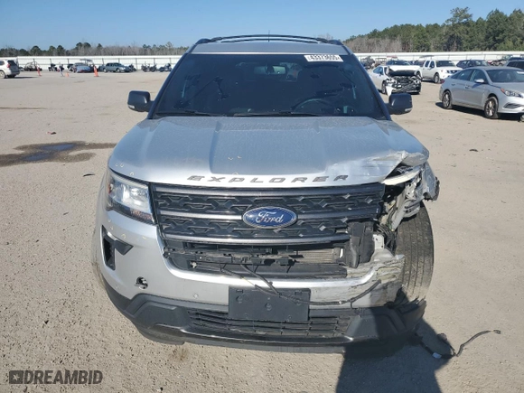 2018 Ford Explorer XLT with VIN 1FM5K8D80JGA50741, listed as a Copart auction lot 43373655 with 88,330 mi miles and Salvage Title. Bid and sale history available at carsss.com. Image 5.