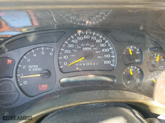 2006 Chevrolet Silverado 1500 LT2 with VIN 2GCEK13T261104983, listed as a Copart auction lot 87648465 with 247,616 mi miles and Non Repairable. Bid and sale history available at carsss.com. Image 9.