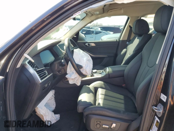 2021 BMW X7 xDrive40i with VIN 5UXCW2C03M9F44174, listed as a Copart auction lot 49767905 with 0 mi miles and Salvage Title. Bid and sale history available at carsss.com. Image 7.