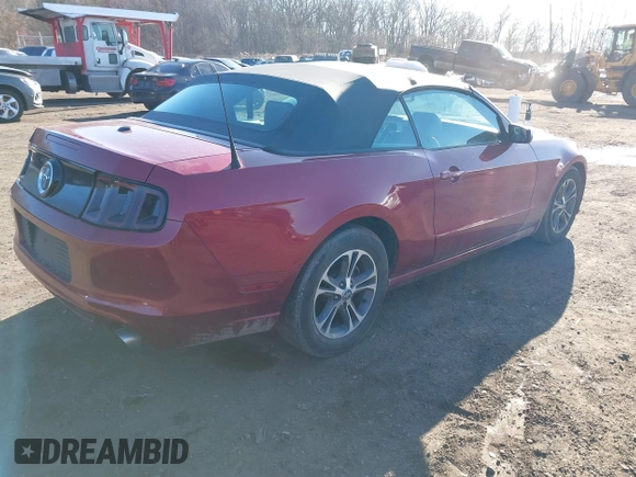 2014 Ford Mustang V6 with VIN 1ZVBP8EMXE5228061, listed as a IAAI auction lot 41603552 with 118,011 mi miles. Bid and sale history available at carsss.com. Image 4.