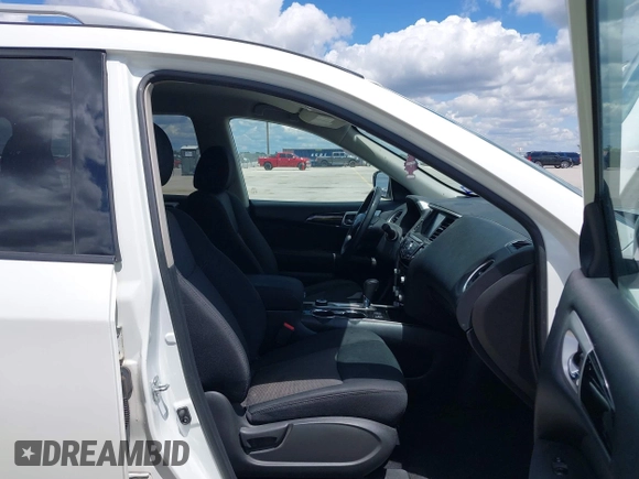 2017 Nissan Pathfinder SL with VIN 5N1DR2MM9HC622361, listed as a IAAI auction lot 42238045 with 111,607 mi miles and . Bid and sale history available at DreamBid. Image 5.