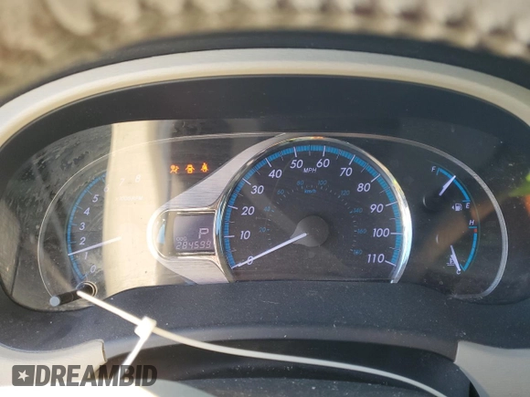 2011 Toyota Sienna XLE AAS with VIN 5TDYK3DC4BS064187, listed as a Copart auction lot 46417045 with 284,599 mi miles and Salvage Title. Bid and sale history available at carsss.com. Image 9.