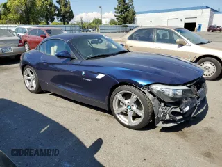 2013 BMW Z4 sDrive35i with VIN WBALM7C57DE385564, listed as a Copart auction lot 60422134 with 56,017 mi miles and Salvage Title. Bid and sale history available at carsss.com. Image 4.