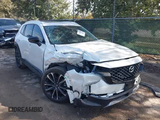 2024 Mazda CX-50 Premium z VIN 7MMVABDY3RN207237, wystawiony jako IAAI lot #41044580 z przebiegiem 3381 mil mil oraz . Historia ofert i sprzedaży dostępna na DreamBid. Obrazek 1.