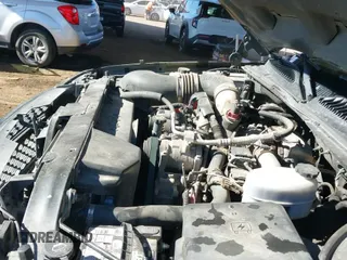 2005 Chevrolet Silverado 2500HD LT z VIN 1GCHK23245F891856, wystawiony jako IAAI lot #43461920 z przebiegiem 491 456 mil mil oraz . Historia ofert i sprzedaży dostępna na DreamBid. Obrazek 25.
