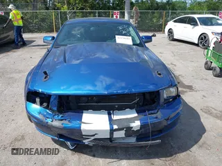 2008 Ford Mustang GT Deluxe z VIN 1ZVHT82H585192023, wystawiony jako IAAI lot #42170182 z przebiegiem 109 946 mil mil oraz . Historia ofert i sprzedaży dostępna na DreamBid. Obrazek 12.