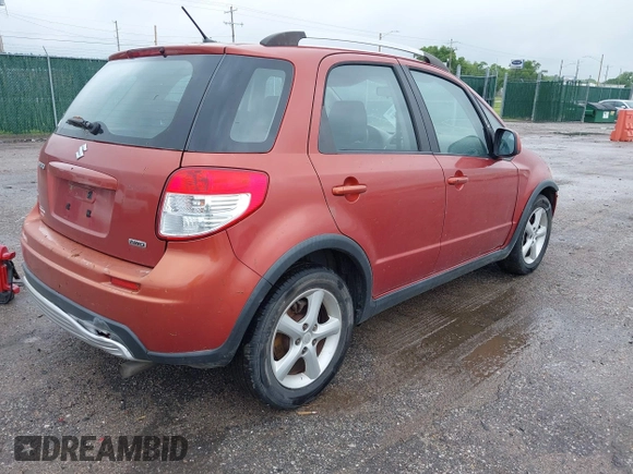 2007 Suzuki SX4 Touring AWD with VIN JS2YB417975100570, listed as a IAAI auction lot 42184439 with 221,565 mi miles and . Bid and sale history available at carsss.com. Image 4.