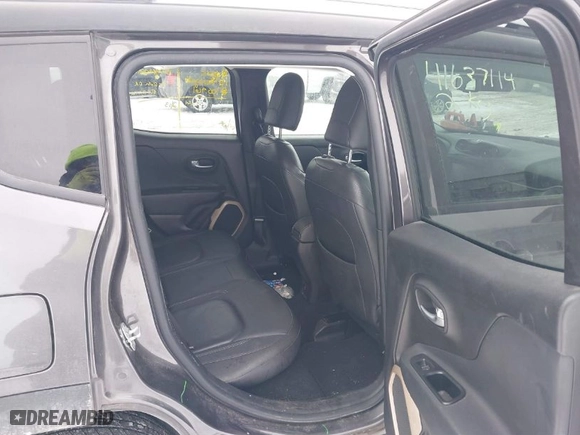 2016 Jeep Renegade Limited with VIN ZACCJADT5GPD52371, listed as a IAAI auction lot 41637114 with 175,162 mi miles. Bid and sale history available at carsss.com. Image 8.