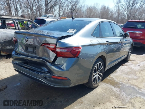 2022 Volkswagen Jetta Sport with VIN 3VWBM7BU6NM017084, listed as a IAAI auction lot 41784555 with 60,364 mi miles and . Bid and sale history available at DreamBid. Image 4.