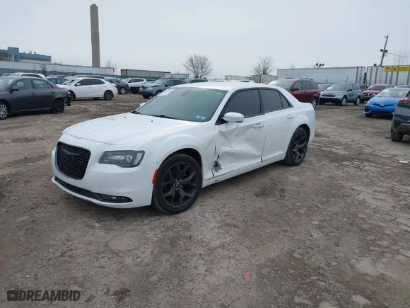 2021 Chrysler 300 with VIN 2C3CCABG6MH545419, listed as a IAAI auction lot 41617717 with NaN miles. Bid and sale history available at carsss.com. Image 2.
