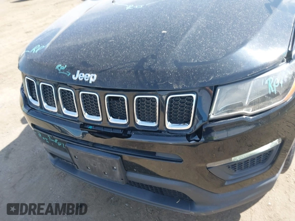 2018 Jeep Compass Sport with VIN 3C4NJCAB1JT301868, listed as a IAAI auction lot 41762166 with 119,933 mi miles. Bid and sale history available at carsss.com. Image 6.