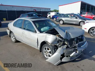 1999 Nissan Altima XE with VIN 1N4DL01D4XC252973, listed as a IAAI auction lot 42005504 with 247,570 mi miles. Bid and sale history available at carsss.com. Image 1.