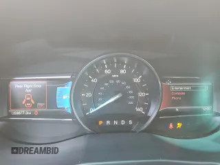 2018 Ford Explorer XLT z VIN 1FM5K7D85JGA54665, wystawiony jako Copart lot #50333465 z przebiegiem 59 877 mil mil oraz Szkoda całkowita • Salvage title. Historia ofert i sprzedaży dostępna na DreamBid. Obrazek 9.
