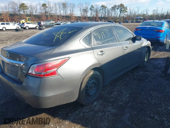 2015 Nissan Altima SV z VIN 1N4AL3AP7FC226879, wystawiony jako IAAI lot #41528365 z przebiegiem Nie podano mil oraz . Historia ofert i sprzedaży dostępna na DreamBid. Obrazek 4.