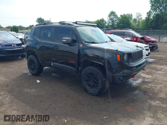 2015 Jeep Renegade Trailhawk z VIN ZACCJBCT9FPB36609, wystawiony jako IAAI lot #42593933 z przebiegiem 106 074 mil mil oraz . Historia ofert i sprzedaży dostępna na DreamBid. Obrazek 1.