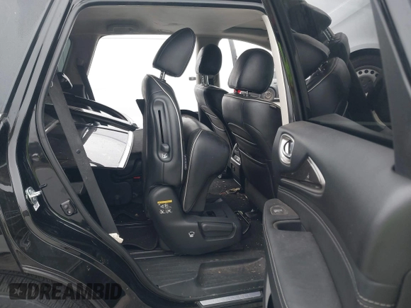 2019 Infiniti QX60 LUXE with VIN 5N1DL0MN7KC500202, listed as a IAAI auction lot 41229623 with 103,626 mi miles. Bid and sale history available at carsss.com. Image 8.