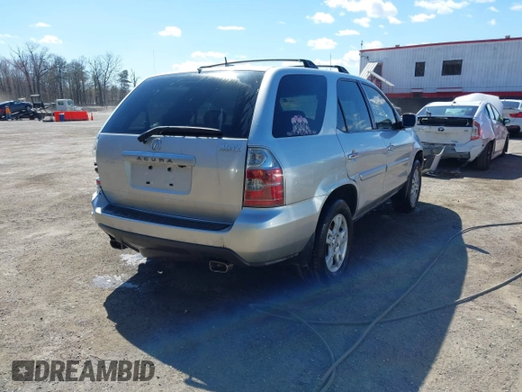 2005 Acura MDX Touring with VIN 2HNYD18945H517671, listed as a IAAI auction lot 41889240 with 275,116 mi miles. Bid and sale history available at carsss.com. Image 4.