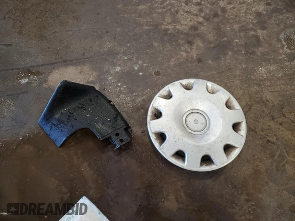 1999 Volkswagen Jetta GL z VIN 3VWRC29M2XM094970, wystawiony jako Copart lot #52618145 z przebiegiem Nie podano mil oraz Szkoda całkowita • Salvage title. Historia ofert i sprzedaży dostępna na DreamBid. Obrazek 12.