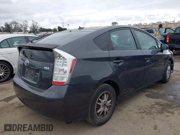 2010 Toyota Prius II with VIN JTDKN3DU1A0150564, listed as a IAAI auction lot 42033500 with 261,771 mi miles. Bid and sale history available at carsss.com. Image 4.