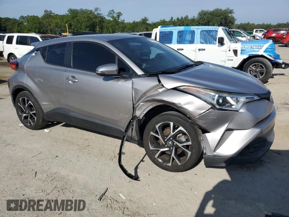 2018 Toyota C-HR XLE z VIN NMTKHMBX7JR052600, wystawiony jako Copart lot #58599785 z przebiegiem 71 144 mil mil oraz Szkoda całkowita • Salvage title. Historia ofert i sprzedaży dostępna na DreamBid. Obrazek 4.