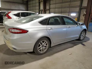 2014 Ford Fusion SE with VIN 1FA6P0HD5E5400830, listed as a Copart auction lot 83762524 with Not Provided miles and Salvage Title. Bid and sale history available at DreamBid. Image 3.