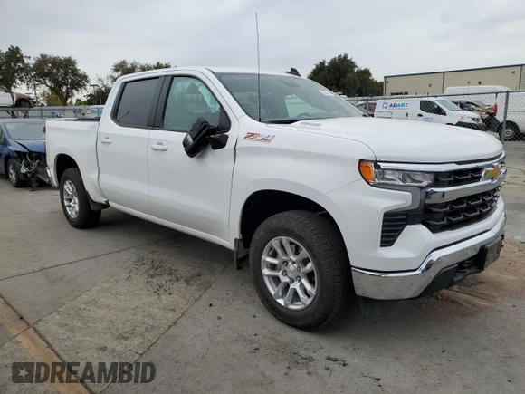 2024 Chevrolet Silverado 1500 LT with VIN 1GCUDDE83RZ304265, listed as a Copart auction lot 76372114 with 12,131 mi miles and Salvage Title. Bid and sale history available at carsss.com. Image 4.